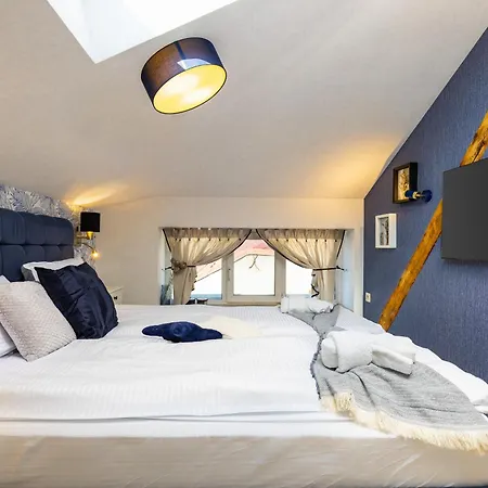 Kapana Art Sky Parking Included 3*