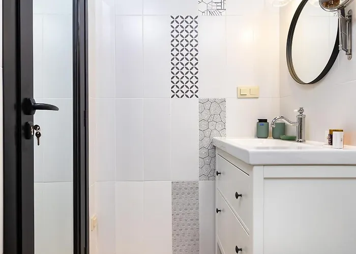 招待所 Kapana Art Sky Parking Included 普罗夫迪夫