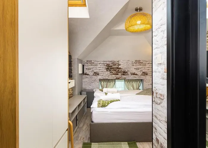 招待所 Kapana Art Sky Parking Included 普罗夫迪夫