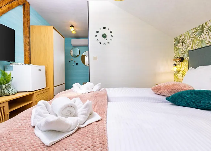 Kapana Art Sky Parking Included